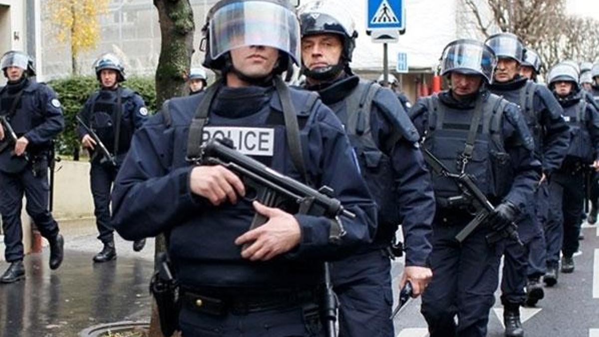Fransa'da iç güvenlik alarm veriyor