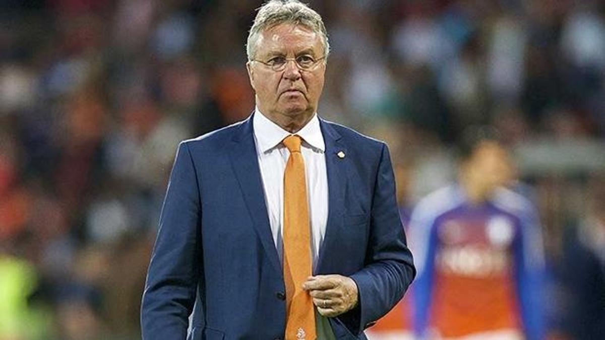 Hiddink'ten Cocu açıklaması