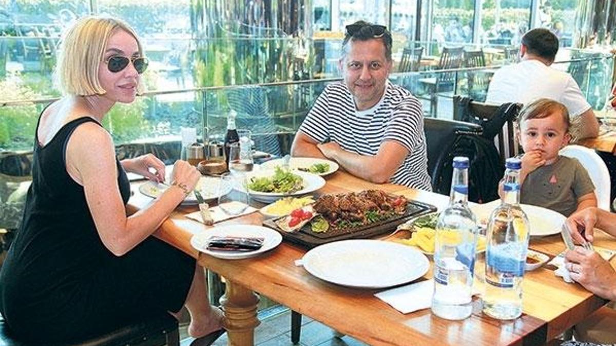 Yuvamızda mutluyuz