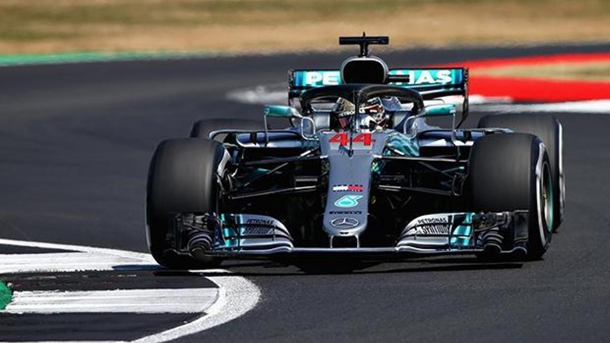 Büyük Britanya'da pole pozisyonu Hamilton'ın