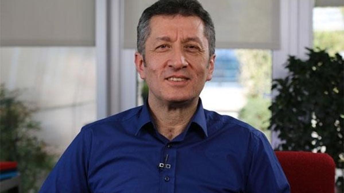 Ziya Selçuk kimdir?