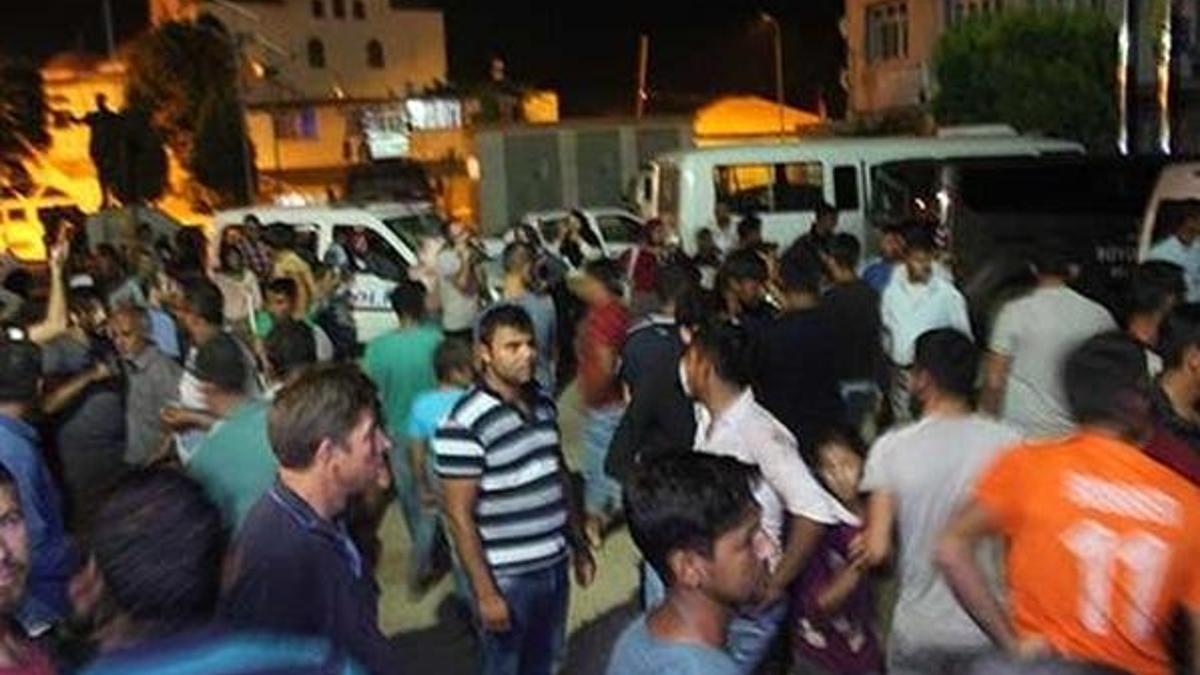 Aydın'ı karıştıran iddia! Polis araçlarına saldırdılar