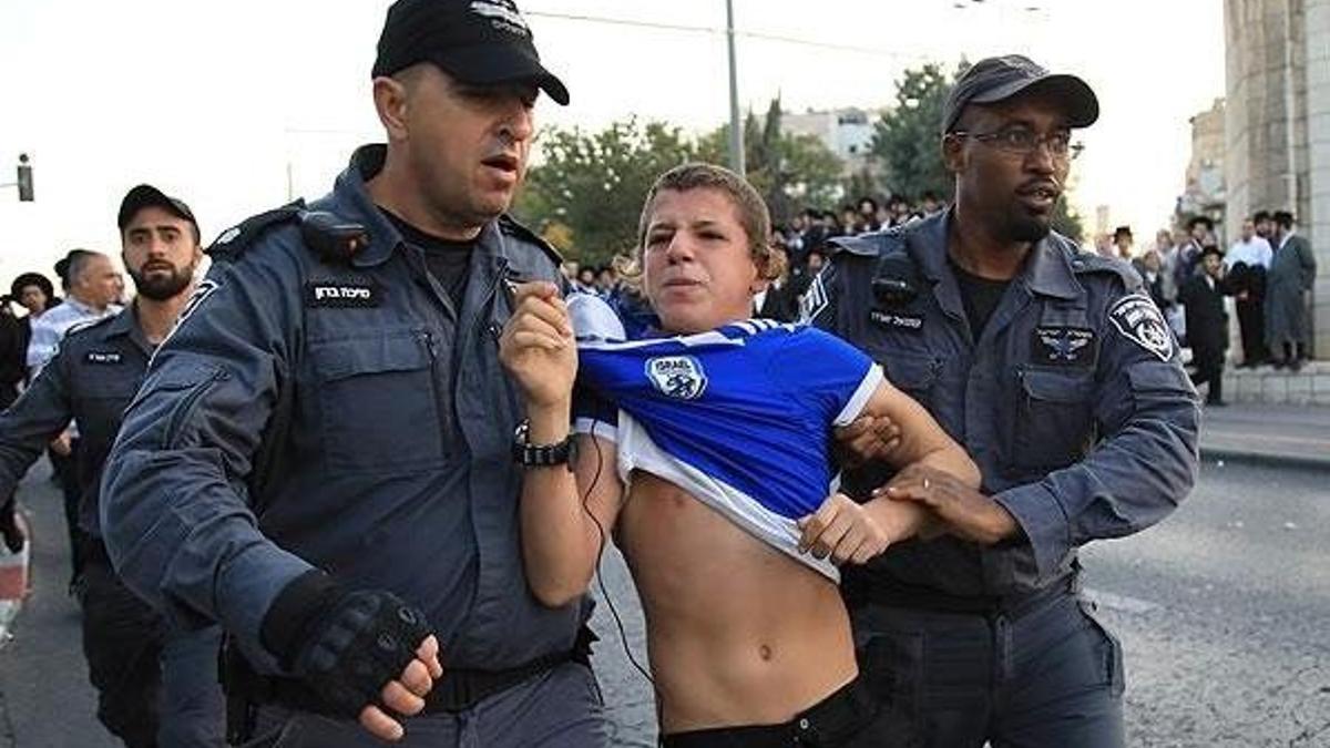 İsrail, 2 Filistinli çocuğu gözaltına aldı!