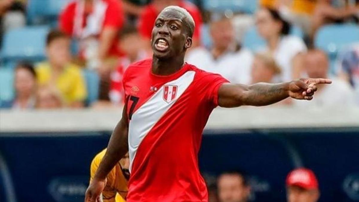 Beşiktaş'tan Luis Advincula sürprizi!
