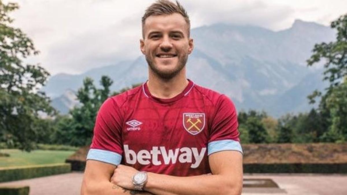 Wilshere'ın ardından Yarmolenko da formayı giydi!