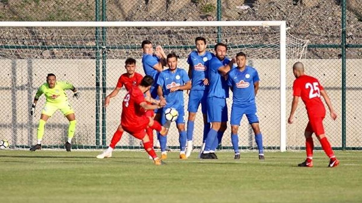 Rizespor ile Antalyaspor yenişemedi