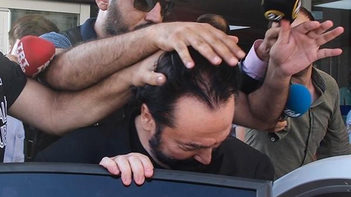Adnan Oktar grubundan ayrılanlardan şok itiraflar: Kadınları cazibeli göstererek...