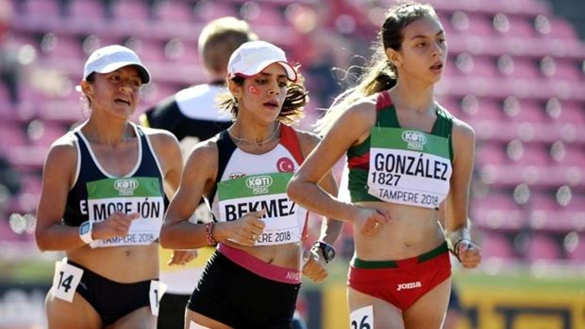 Meryem Bekmez'den gümüş madalya