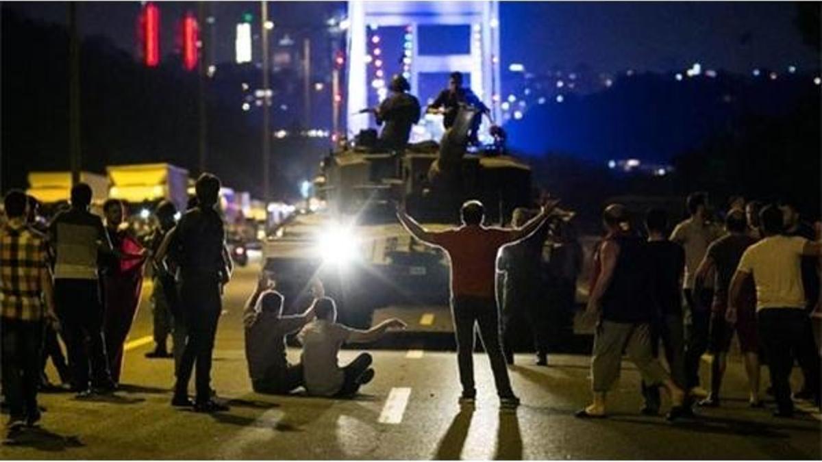 15 Temmuz gazileri, o geceyi anlattı: Kol kola hainlerin üzerine yürüdük