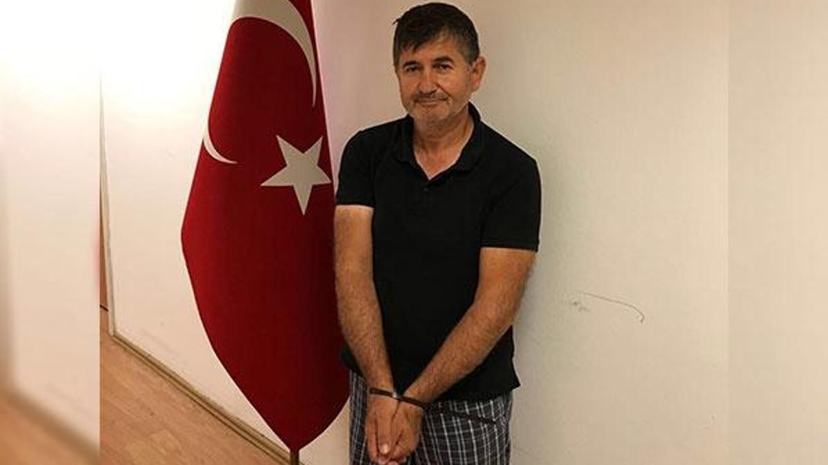 FETÖ'nün sosyal medya uzmanı Ukrayna'dan Türkiye'ye getirildi