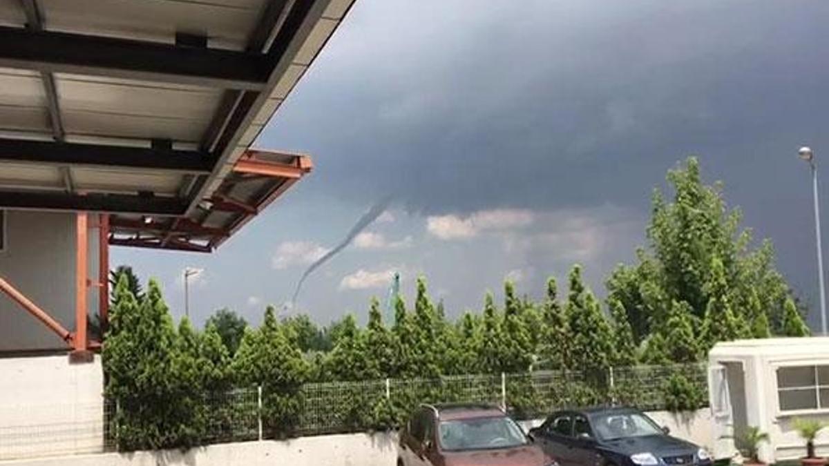 İstanbul'da hortum çıktı!