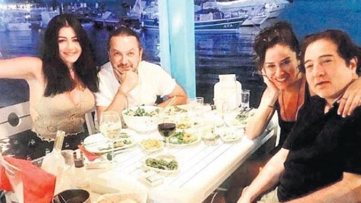 Gülmek devrimci bir eylemdir!
