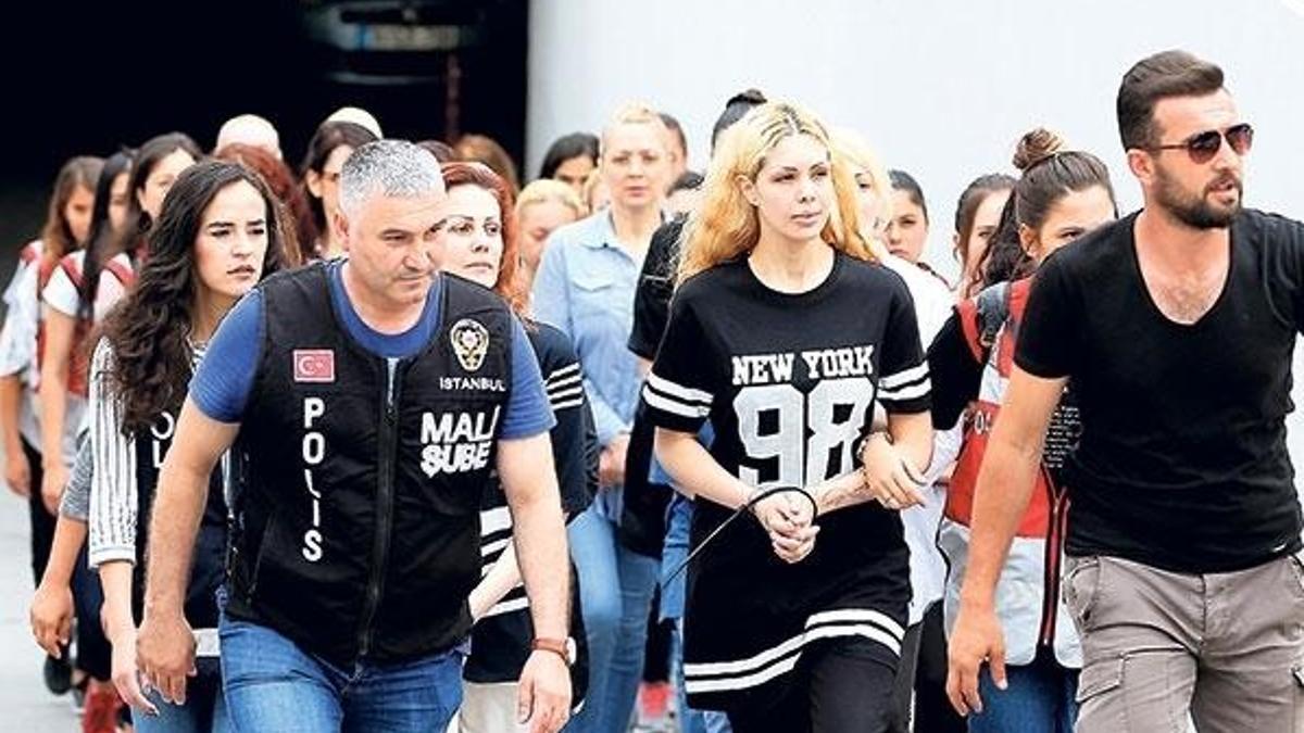 Son dakika! Şoke eden ifadeler: Cinsel ilişki sırasında Adnan Oktar bizi izledi