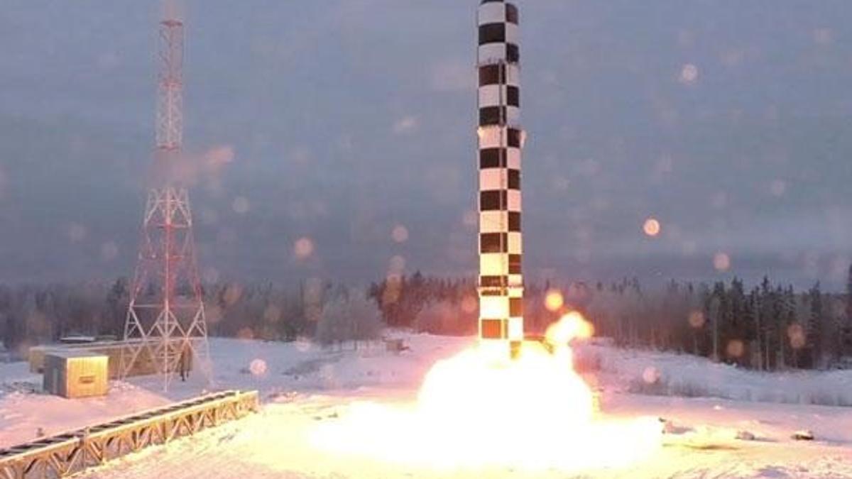 Rusya, dünyanın her yerini vurabilen füzesini test etti