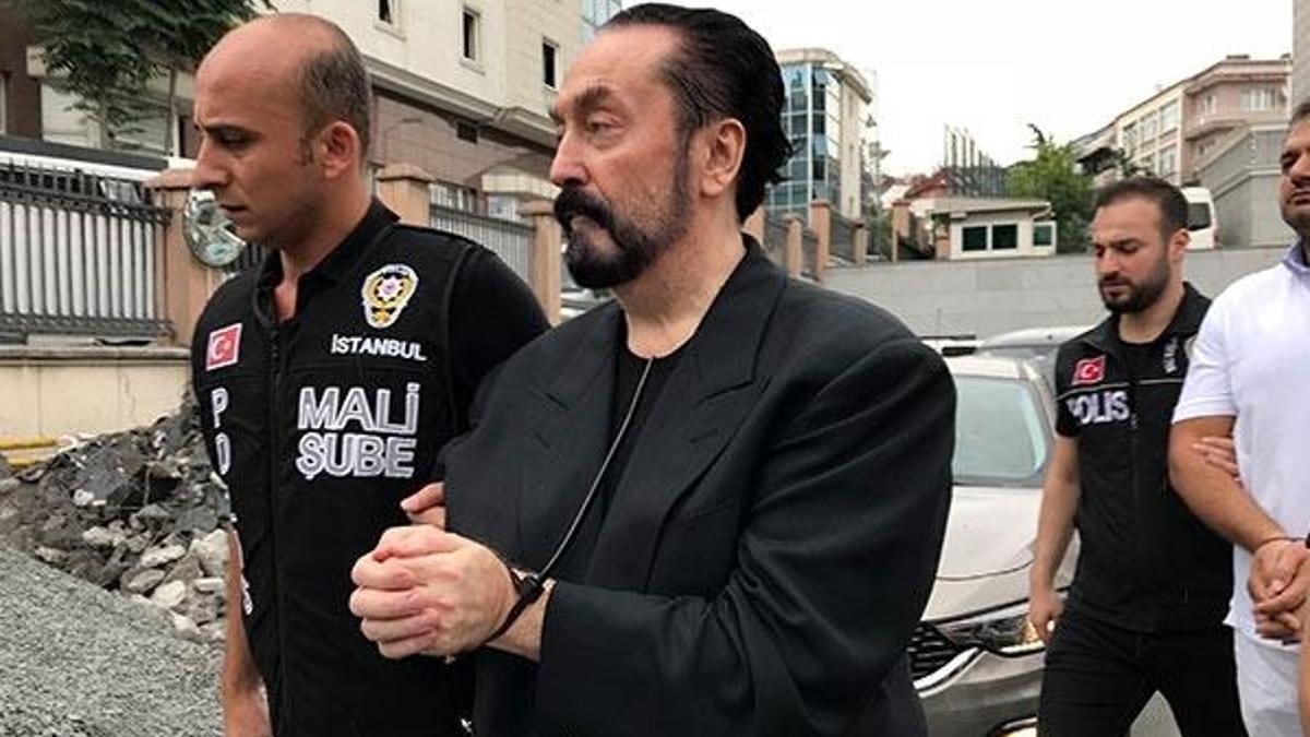 "Adnan Oktar ayrılmak isteyenleri eve kapattı"