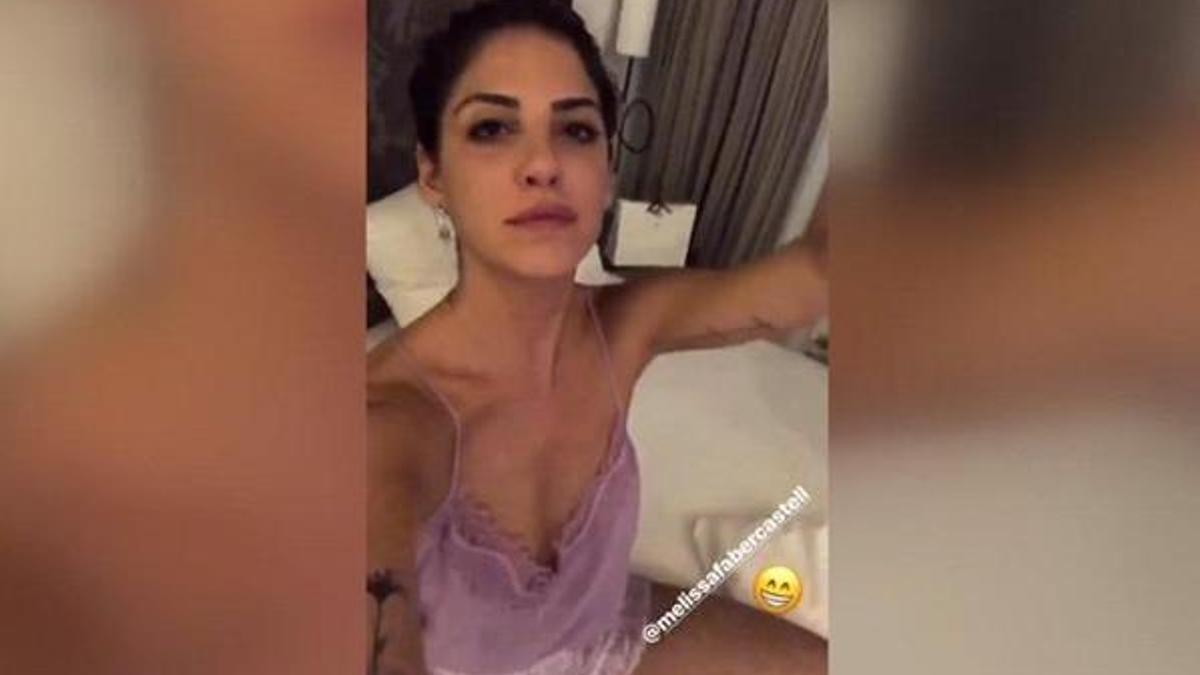 Yağmur Ünal, yatakta çektiği videoyu paylaştı