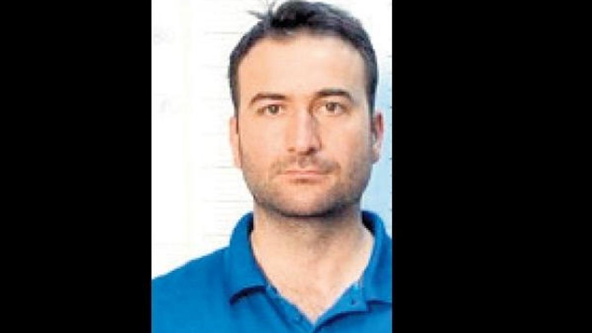 Darbeci pilot cezaevinde de rahat durmadı