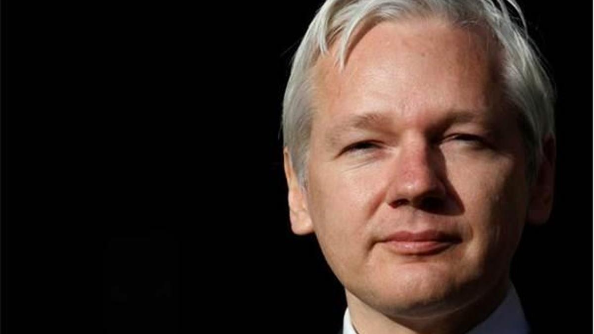 "Assange İngiliz makamlarına her an teslim edilebilir"