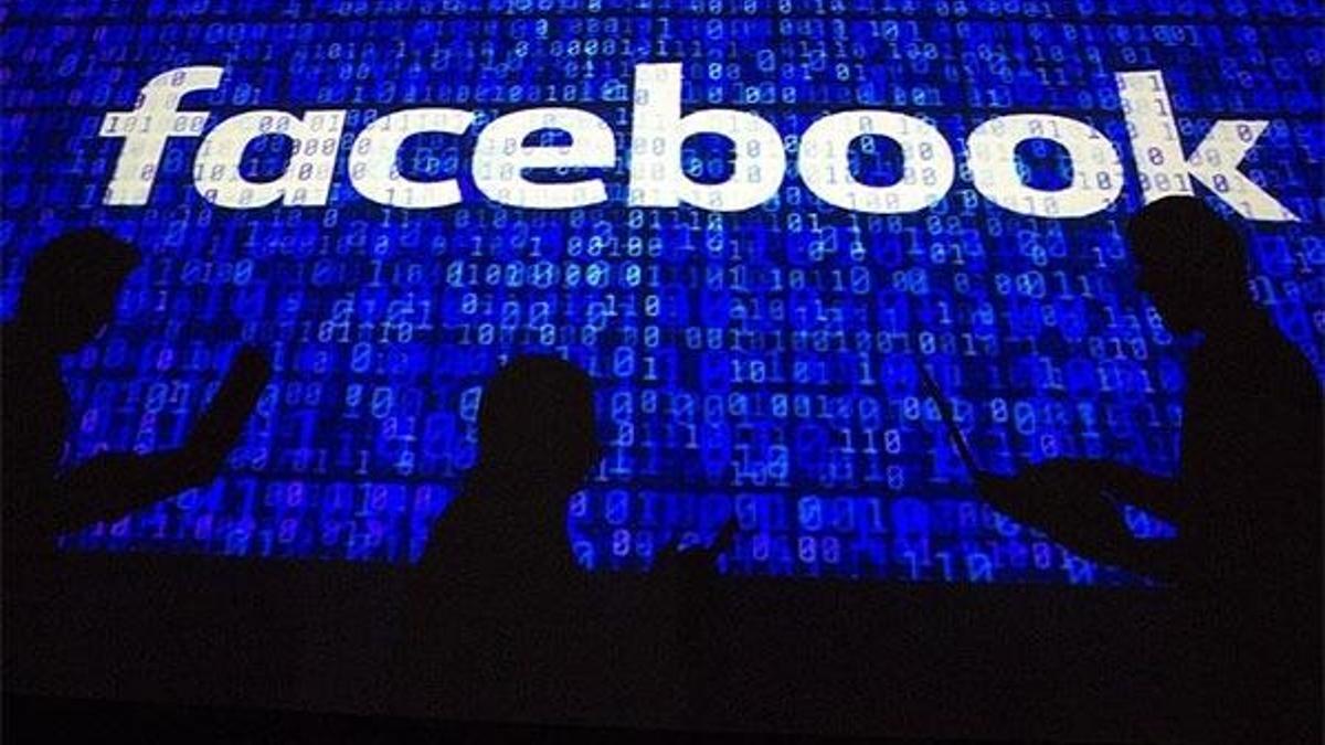 Facebook'un piyasa değerinden 122 milyar dolar silindi