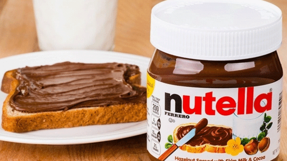 Nutella tadımcı arıyor