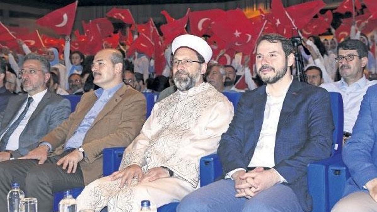 Hızla parmakla gösterilen bir ülke olmaya ilerliyoruz