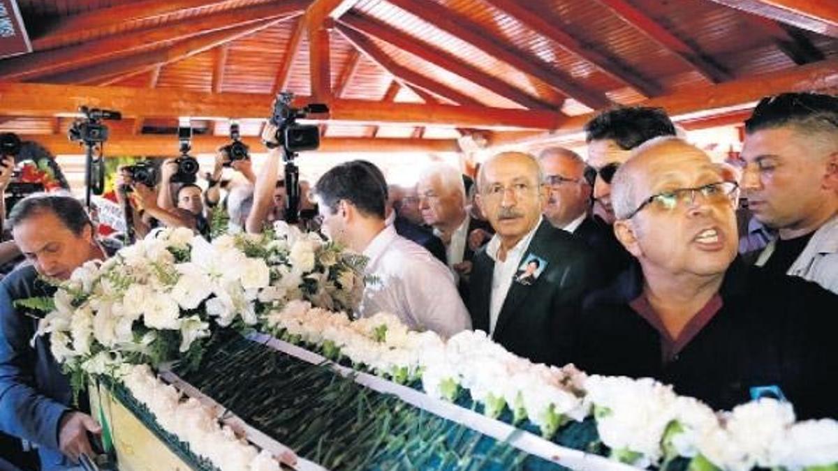 CHP’de imza düğümü bugün çözülüyor