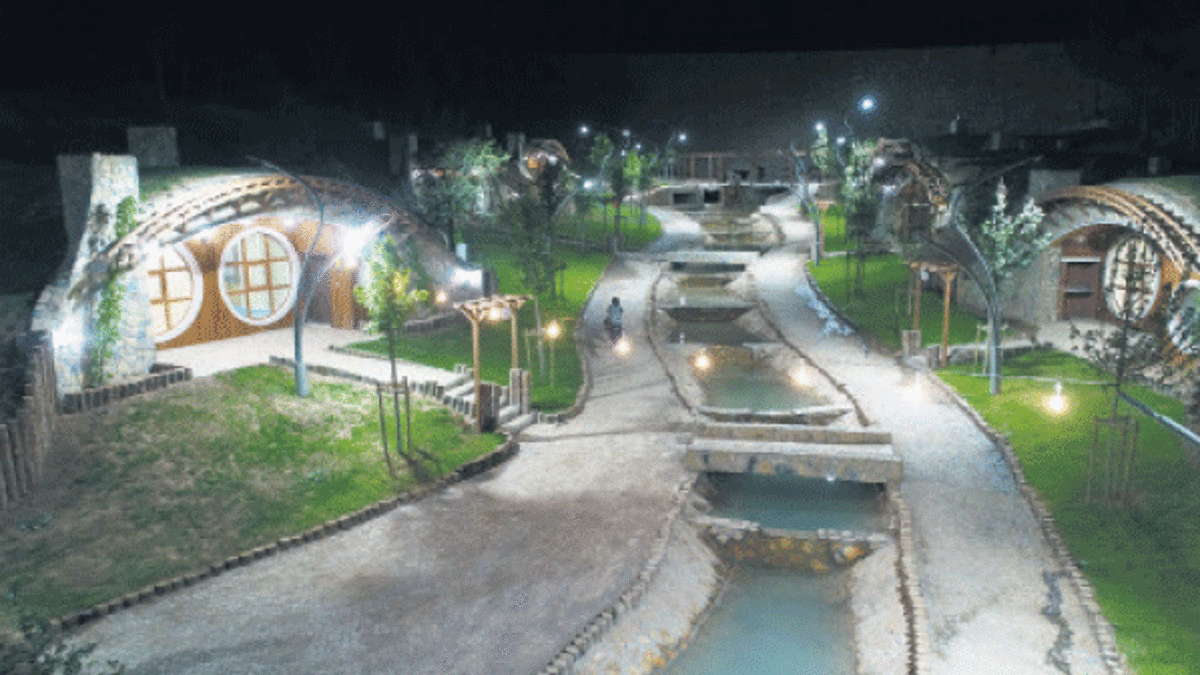 ‘Hobbit köyü’ hazır