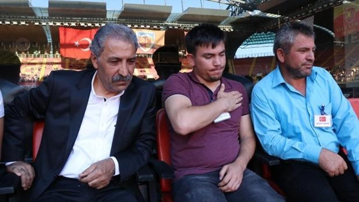 Kayseri'de, şehit Nurcan Karakaya ve Mustafa bebek unutulmadı