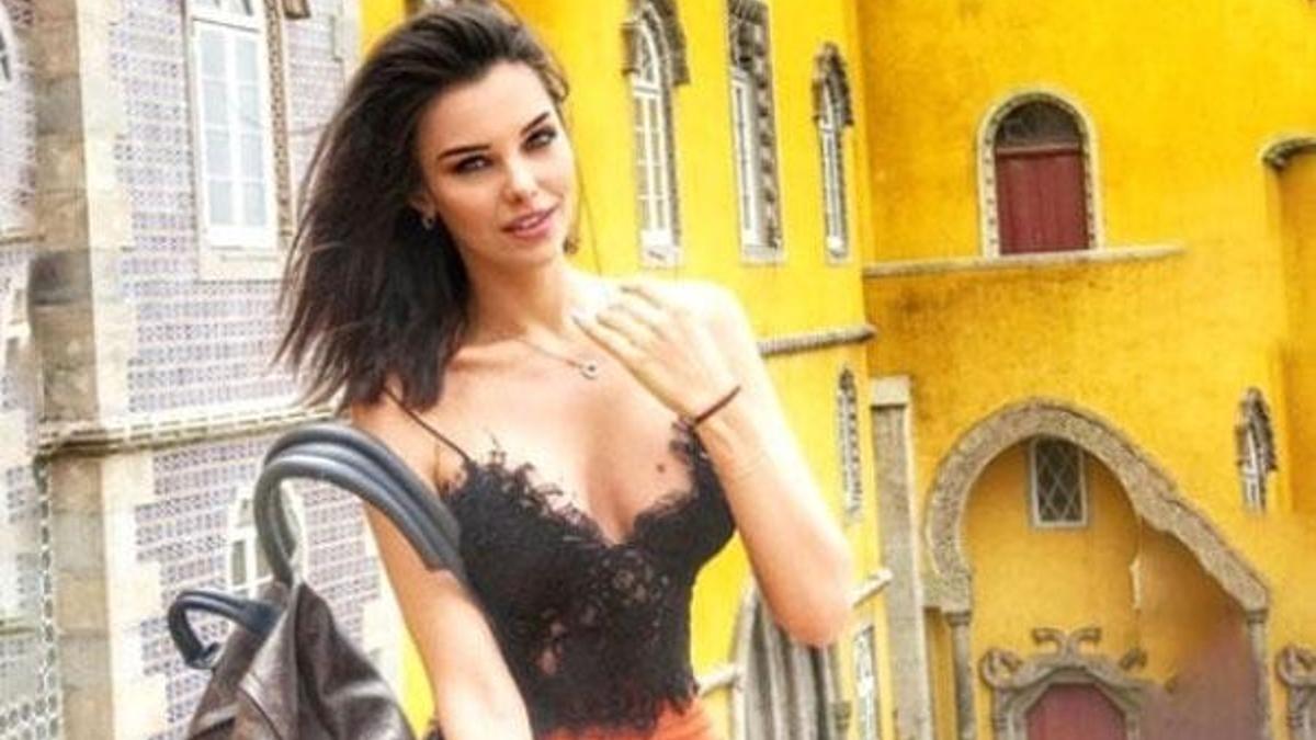 Tuvana'dan hayranlarını büyüleyen paylaşım