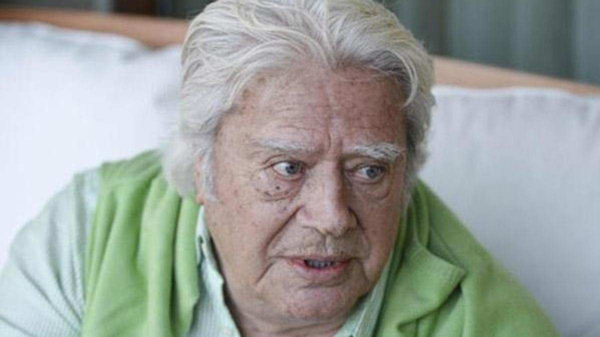 Cüneyt Arkın kimdir?