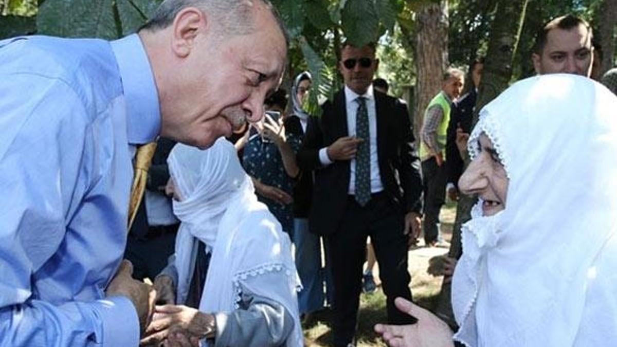 Cumhurbaşkanı Erdoğan'dan büyük sürpriz! Bir anda karşısında görünce...