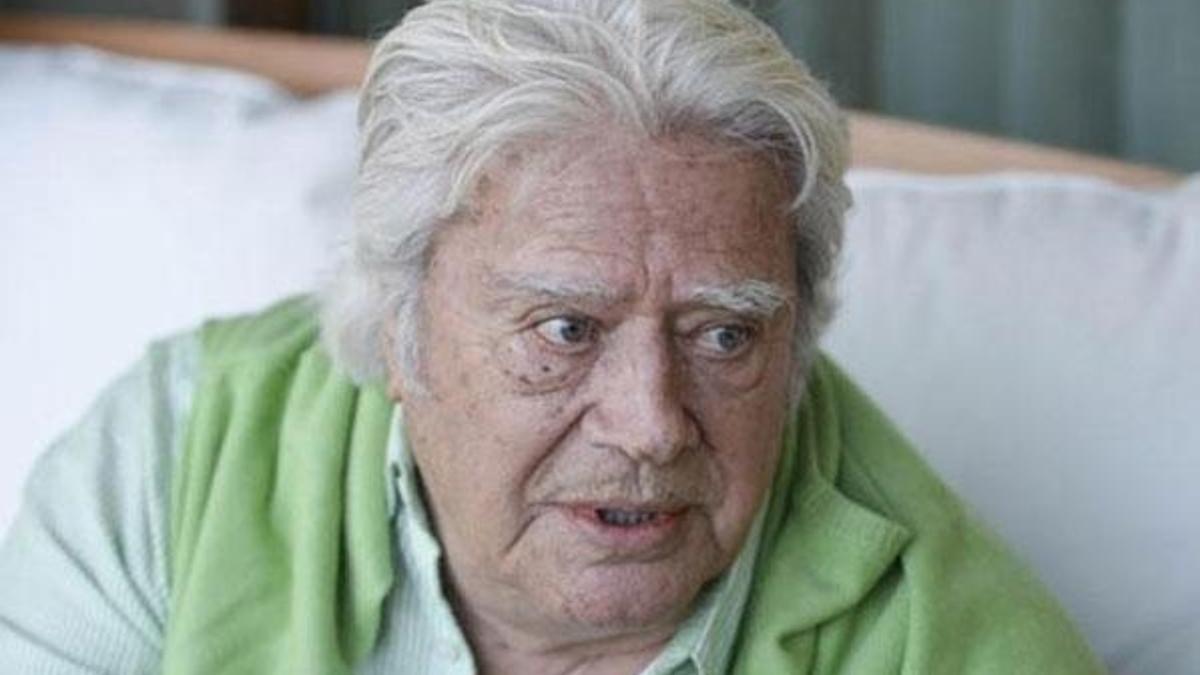 Cüneyt Arkın taburcu edildi