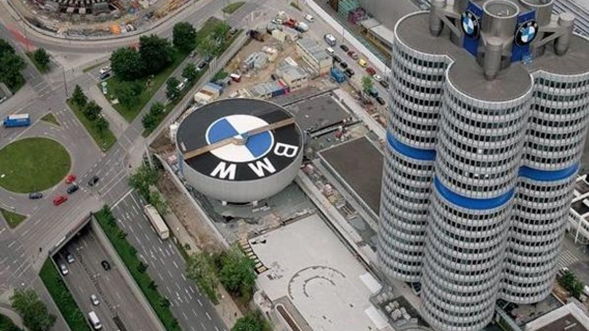 BMW, 324 bin aracını geri çağırıyor
