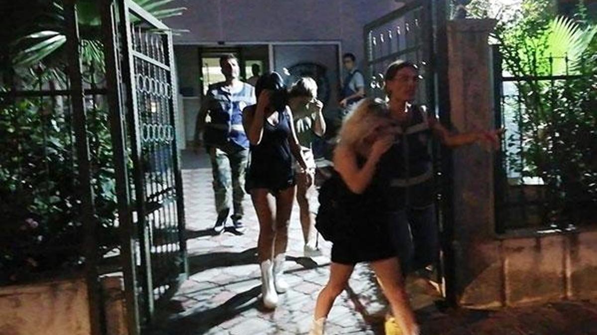Antalya'da masaj salonuna fuhuş baskını