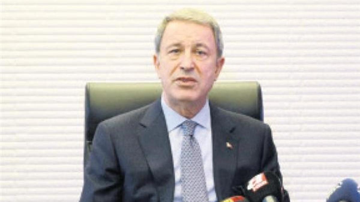 Akar’a dört yardımcı