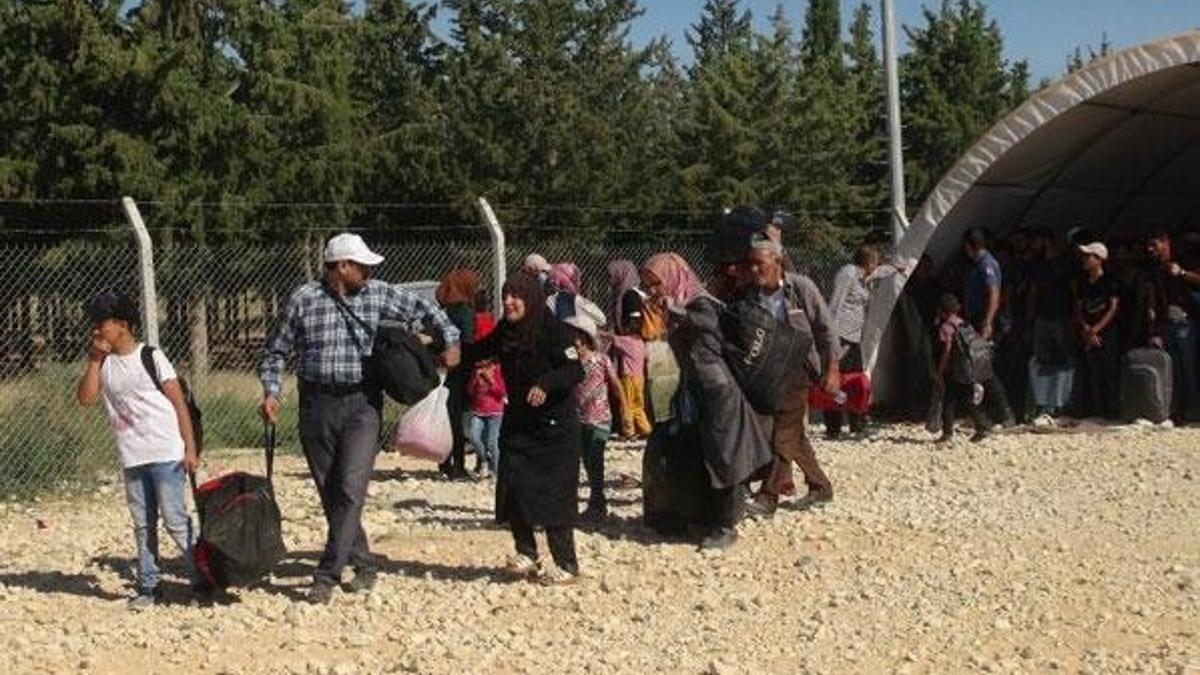 Ülkesine giden Suriyeli sayısı 15 bini aştı