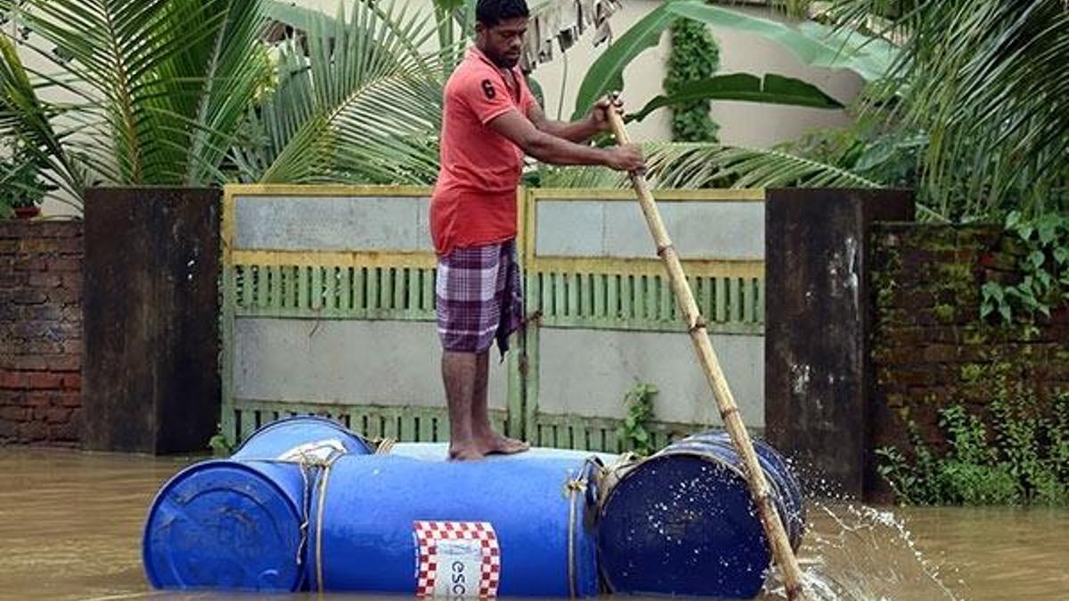Hindistan’da sel felaketi: 37 ölü