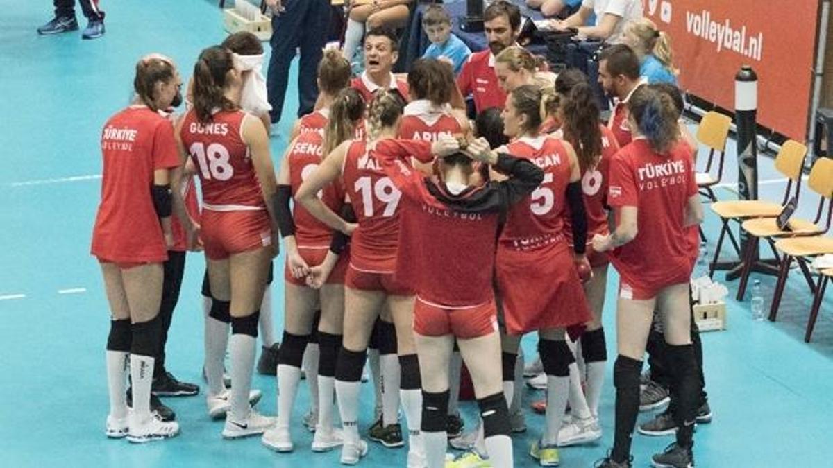 A Milli Kadın Voleybol Takımı, İtalya'ya mağlup oldu