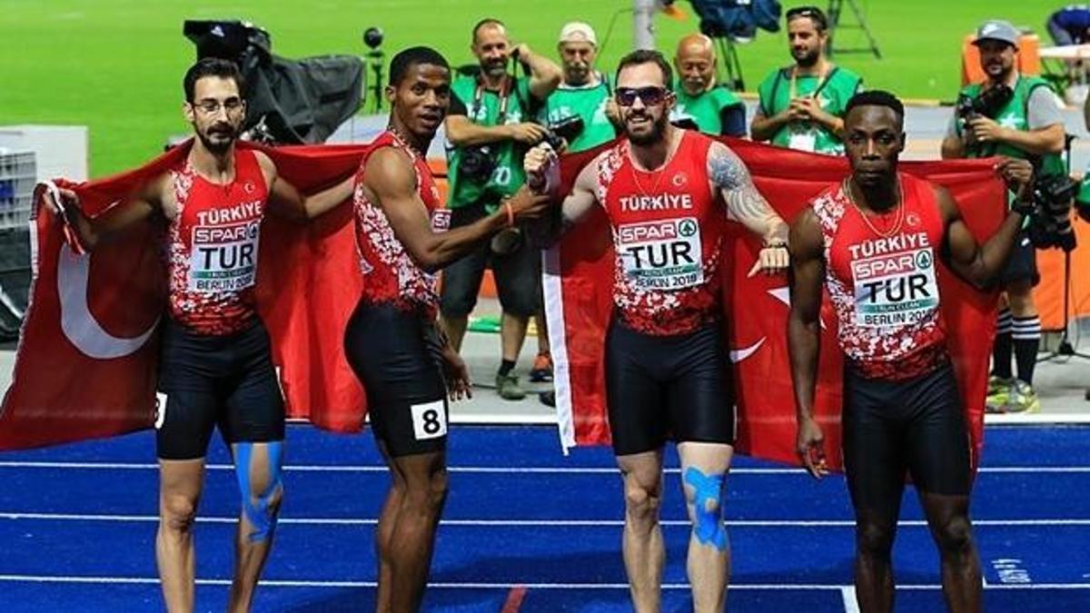 Erkekler 4x100 metrede gümüş madalya Türkiye'nin!