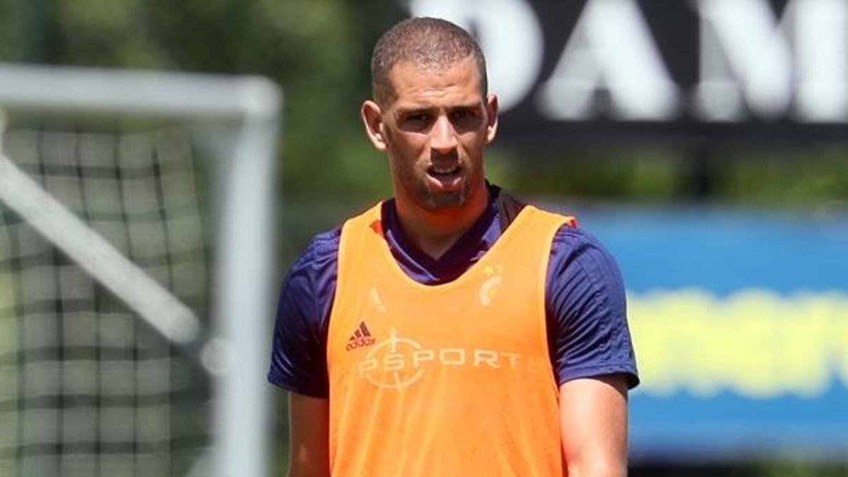 Slimani 300 bin euroya Trabzonspor'a...