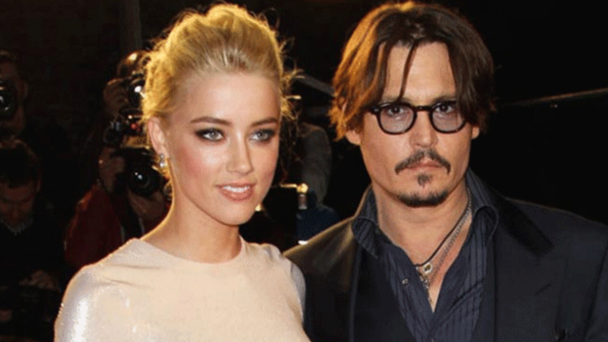 Johhny Depp’ten eski eşine şok suçlama: Yatağın ortasında buldum