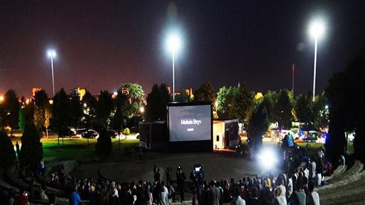 Kurban Bayramı’nda açık havada film keyfi