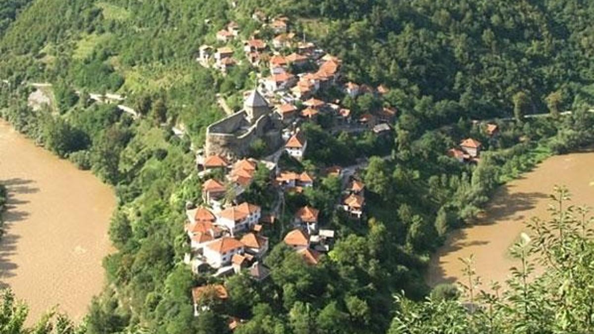 Bosna Hersek'ten Milli Savunma Bakanı Akar'a fahri hemşehrilik