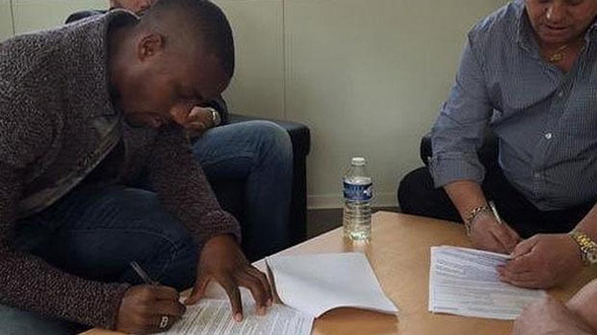 Lionel Carole resmen Strasbourg'da!