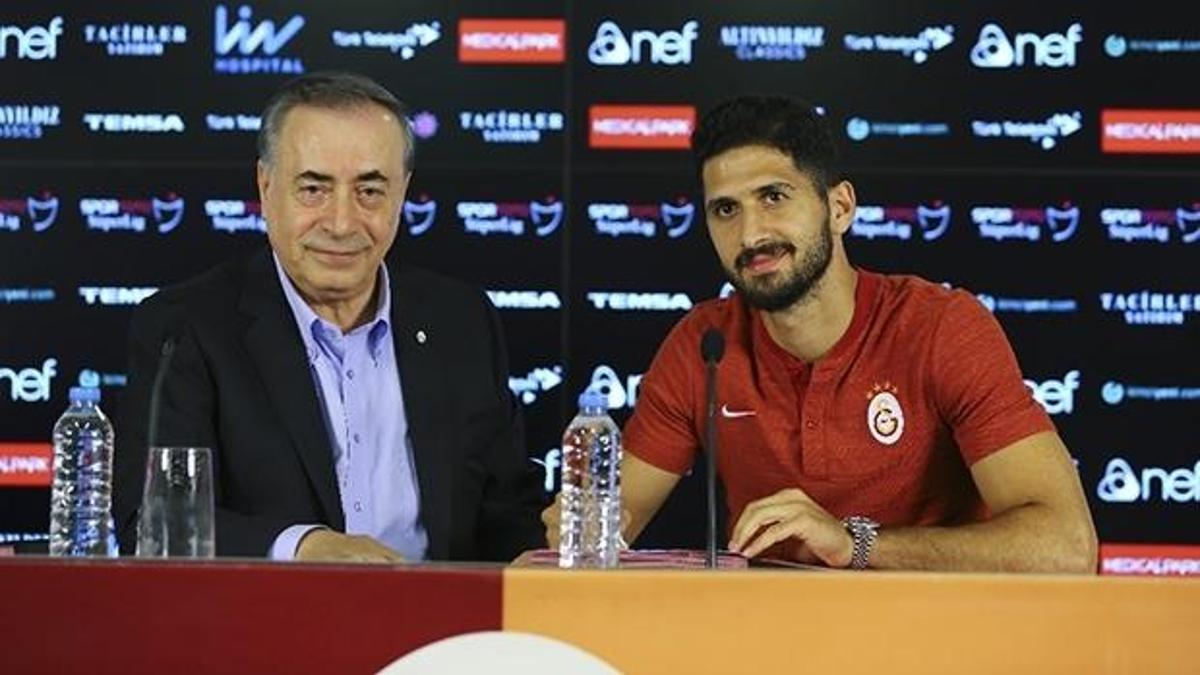 Emre Akbaba imzayı attı!