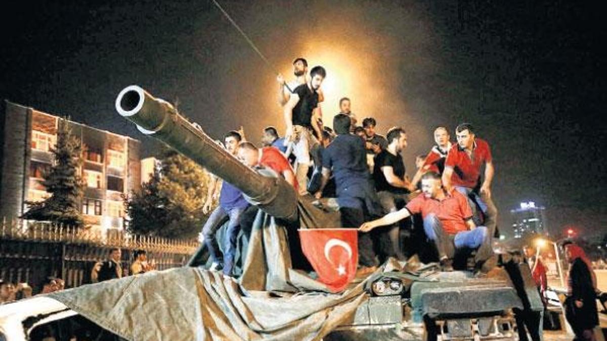 204 davada, 2 bin 619 darbeci mahkum oldu!