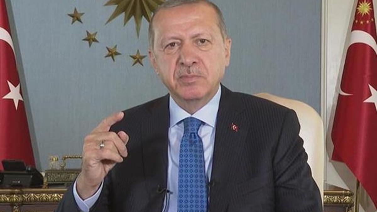 Cumhurbaşkanı Erdoğan: Ezanımıza ve bayrağımıza saldırıdan farkı yok