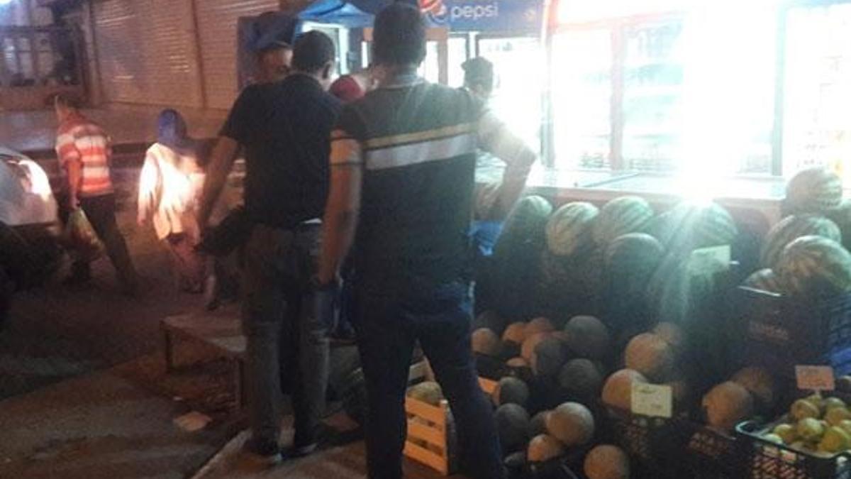 Koca dehşeti! Herkesin gözü önünde eşini...