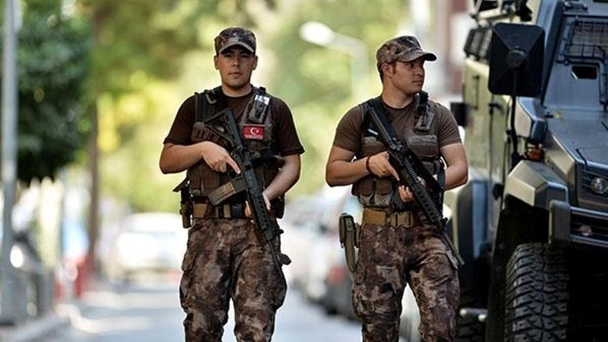 Rahip Brunson'ın sokağında kuş uçurtulmuyor
