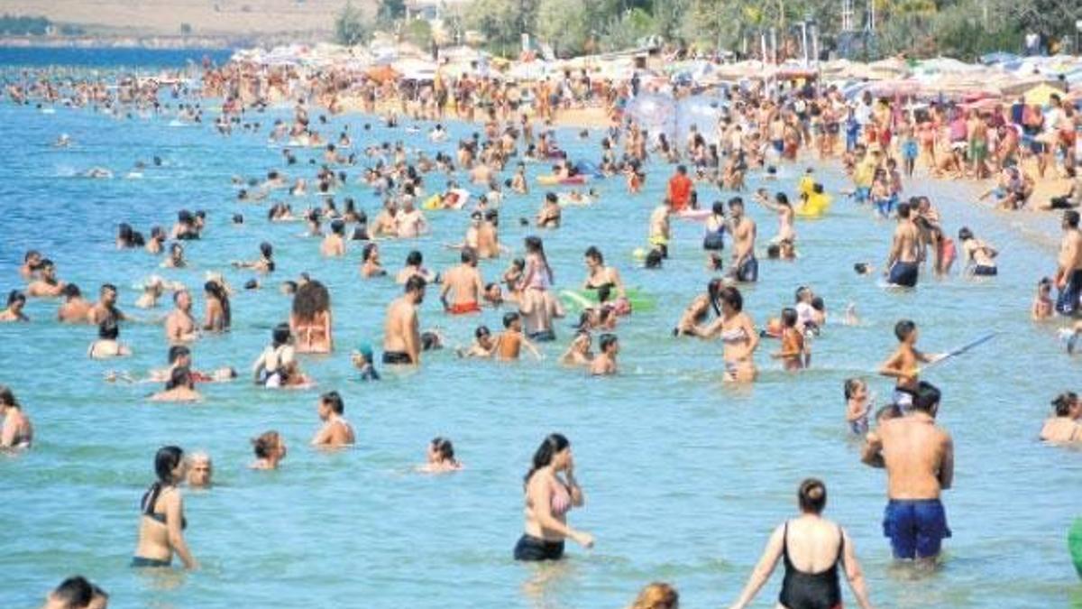 150 bin tatilci 8 bin yatağa  nasıl sığdı?